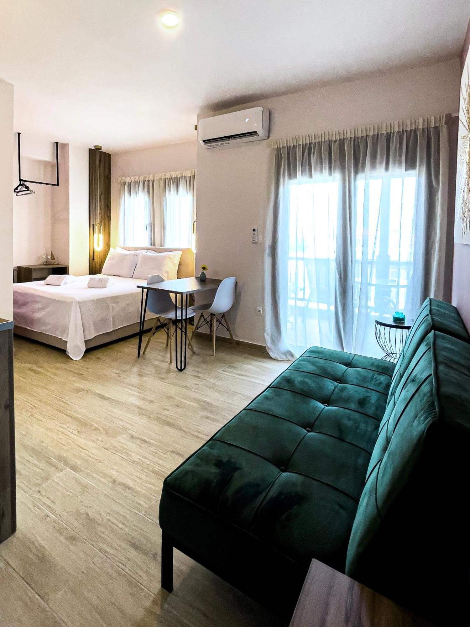 Athonite All Seasons Luxury Suites Ierissos Exterior foto